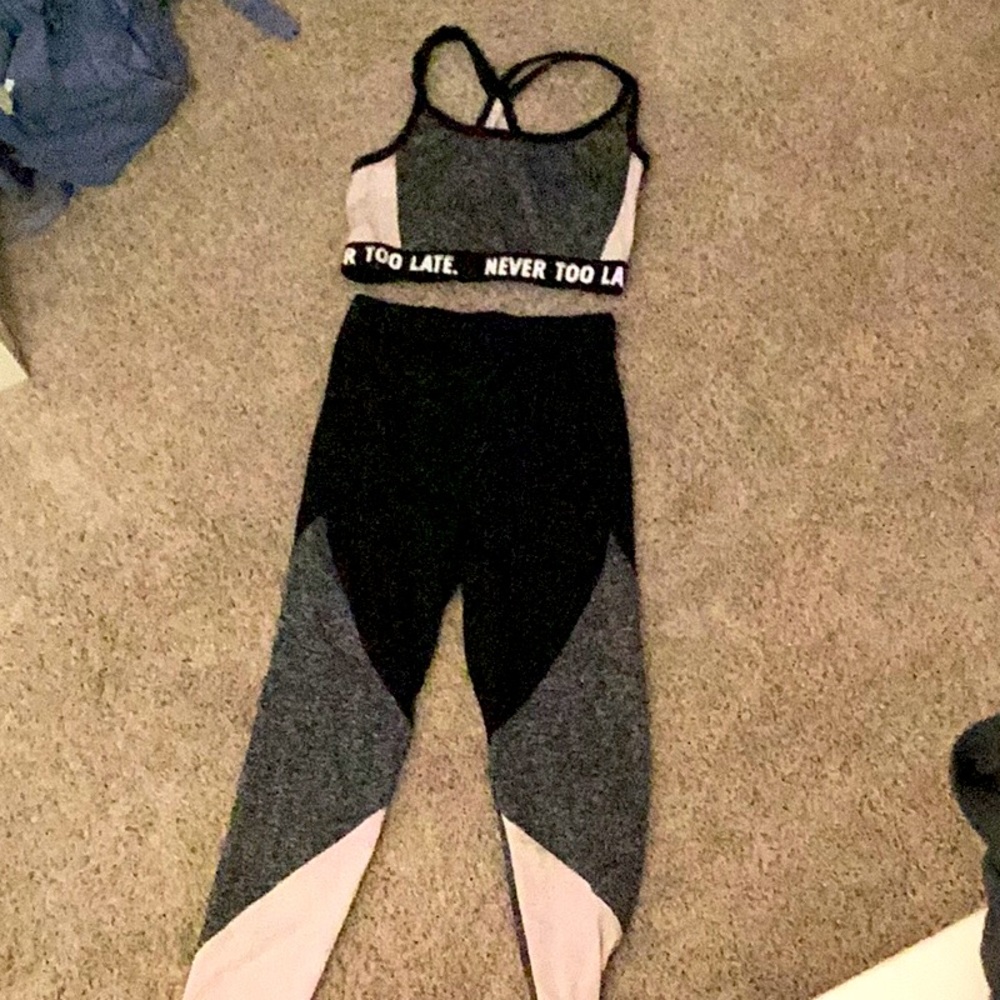 SHEIN kids set, (never too late collection), super cute size 9